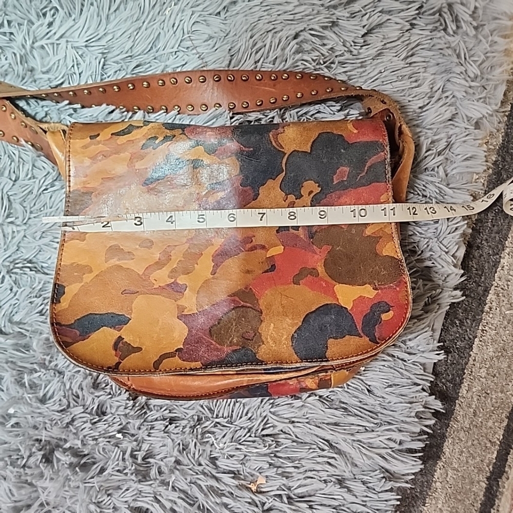 Patricia Nash Leather Camo Floral Crossbody Bag - Picture 6 of 9